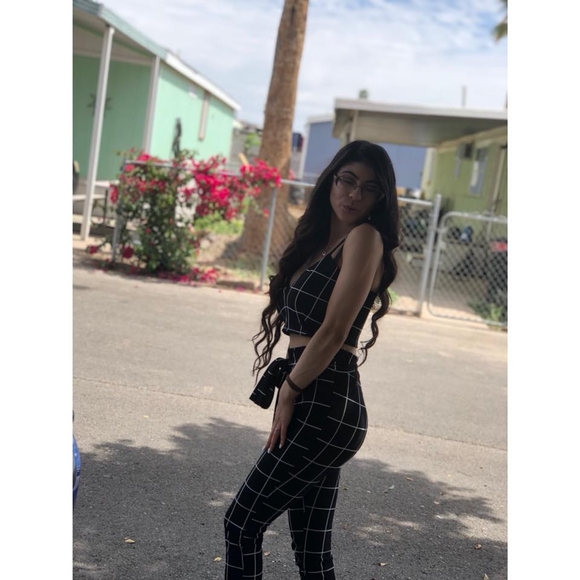 Meet your Posher, Tania - Picture 1 of 1